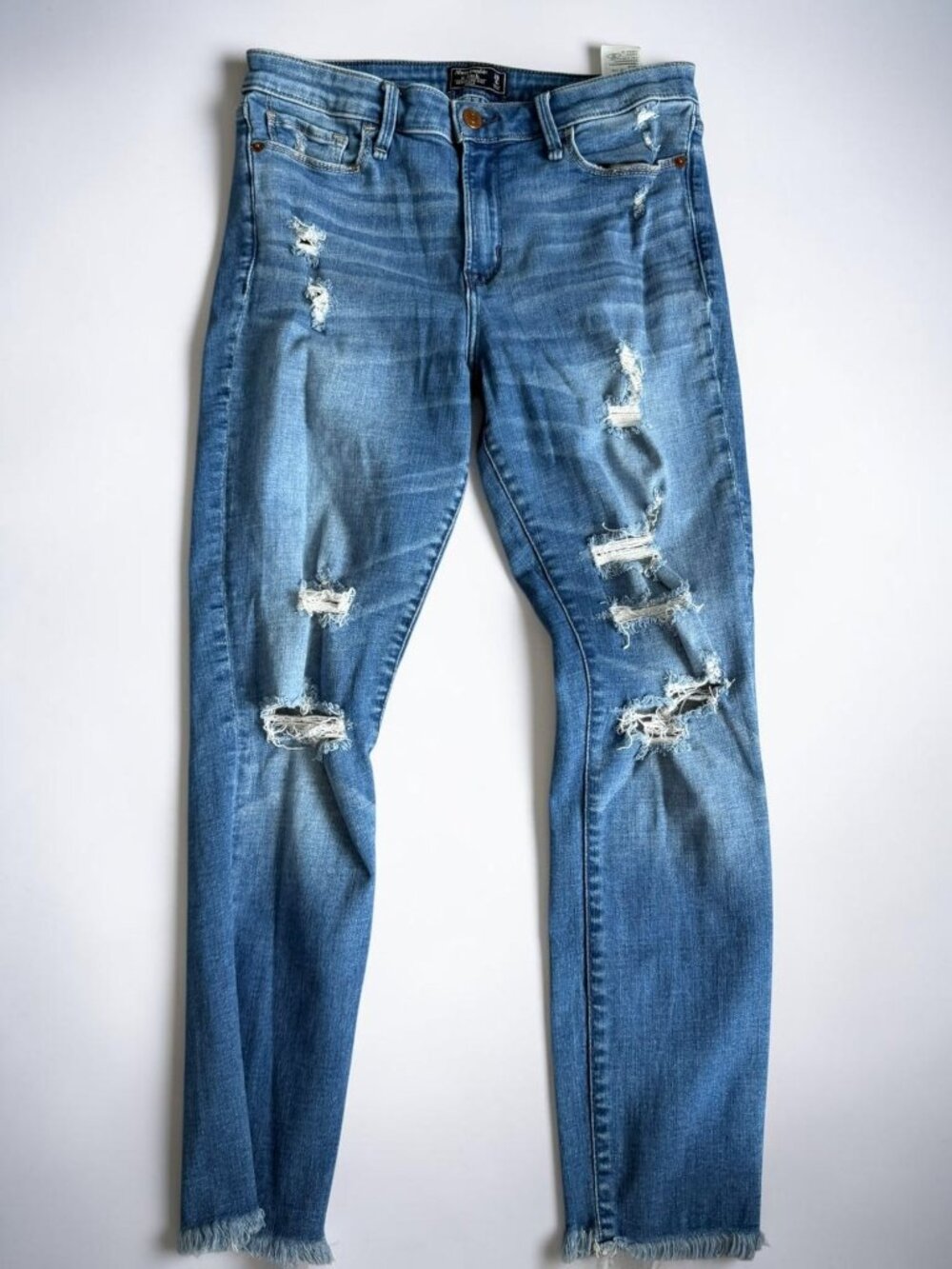 ABERCROMBIE & FITCH Harper High Rise Distressed Ankle Jeans Size 29 / US 8